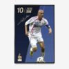 Zidane poster in a large format, placed in an open and stylish room for a striking football aesthetic.